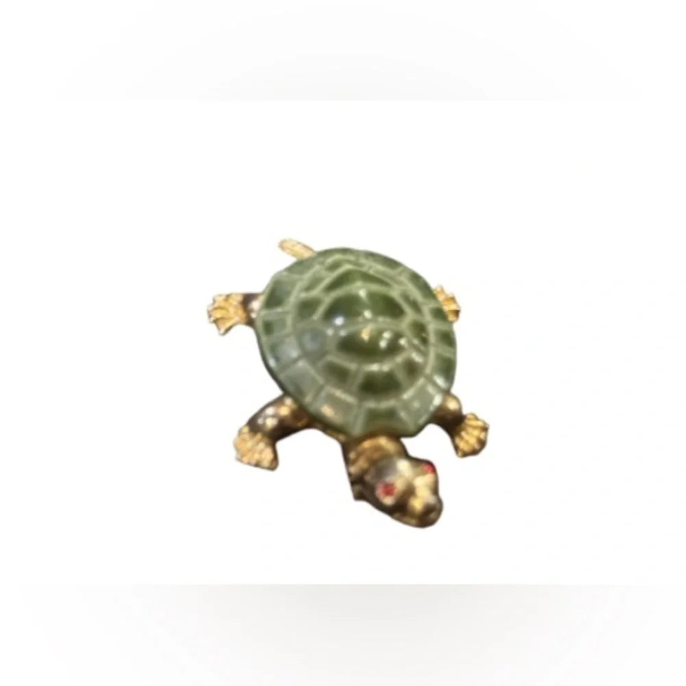 Green and Gold Turtle Brooch